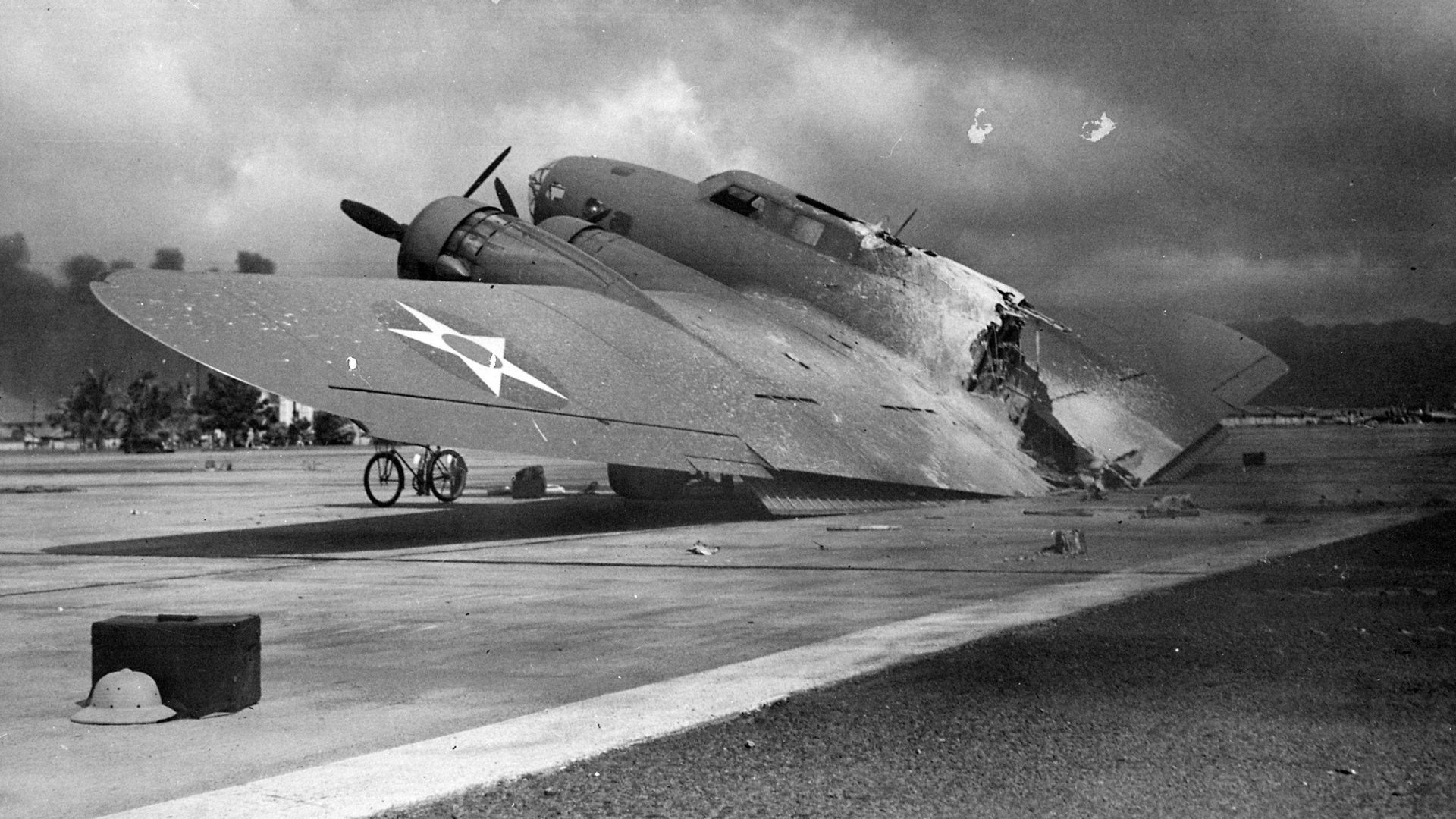 Download Military World War II HD Wallpaper