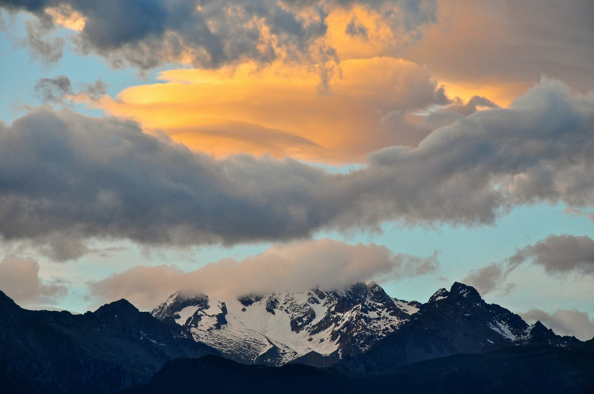 Download Nature Landscape HD Wallpaper