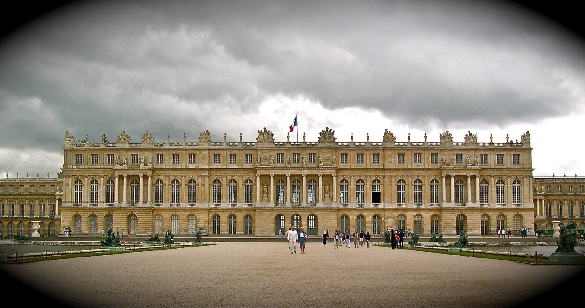 Palace Of Versailles HD Wallpaper