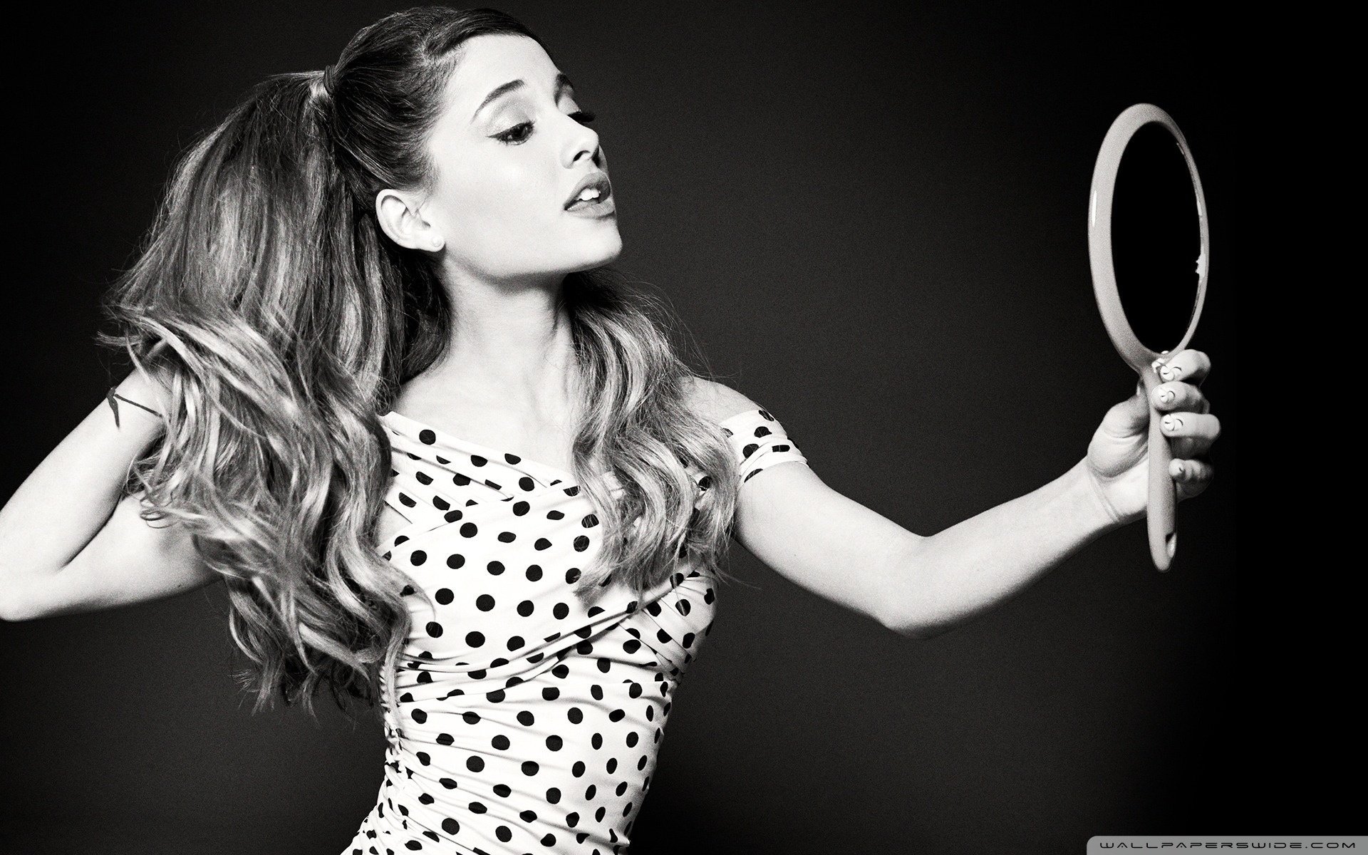 167 Ariana Grande Hd Wallpapers Background Images