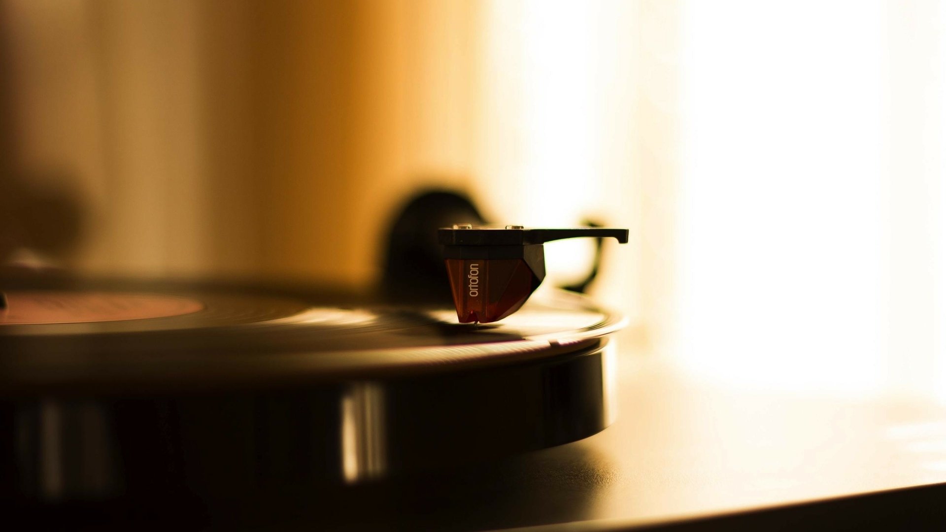 Download Music Phonograph HD Wallpaper