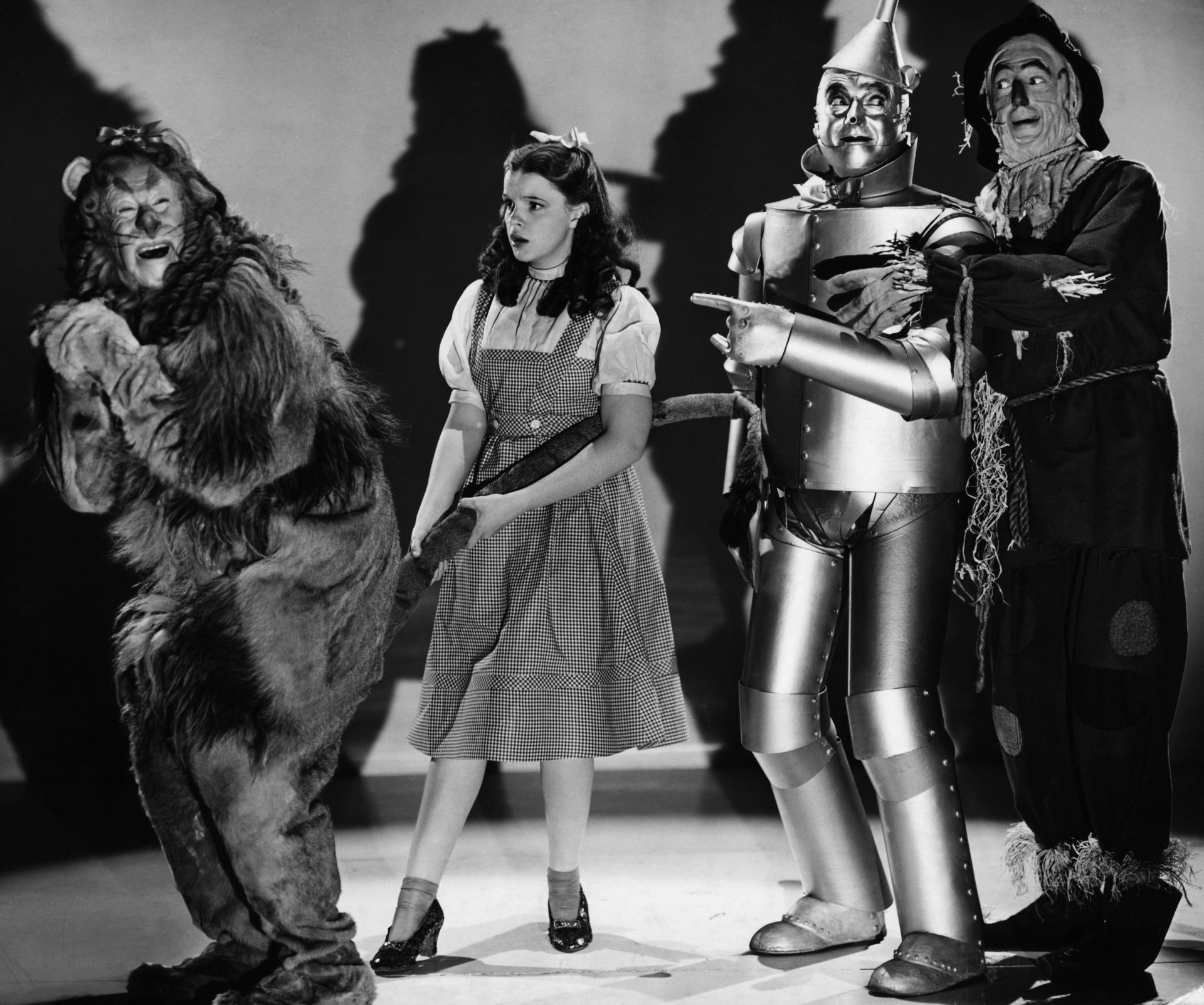 Download Movie The Wizard Of Oz (1939) 4k Ultra HD Wallpaper