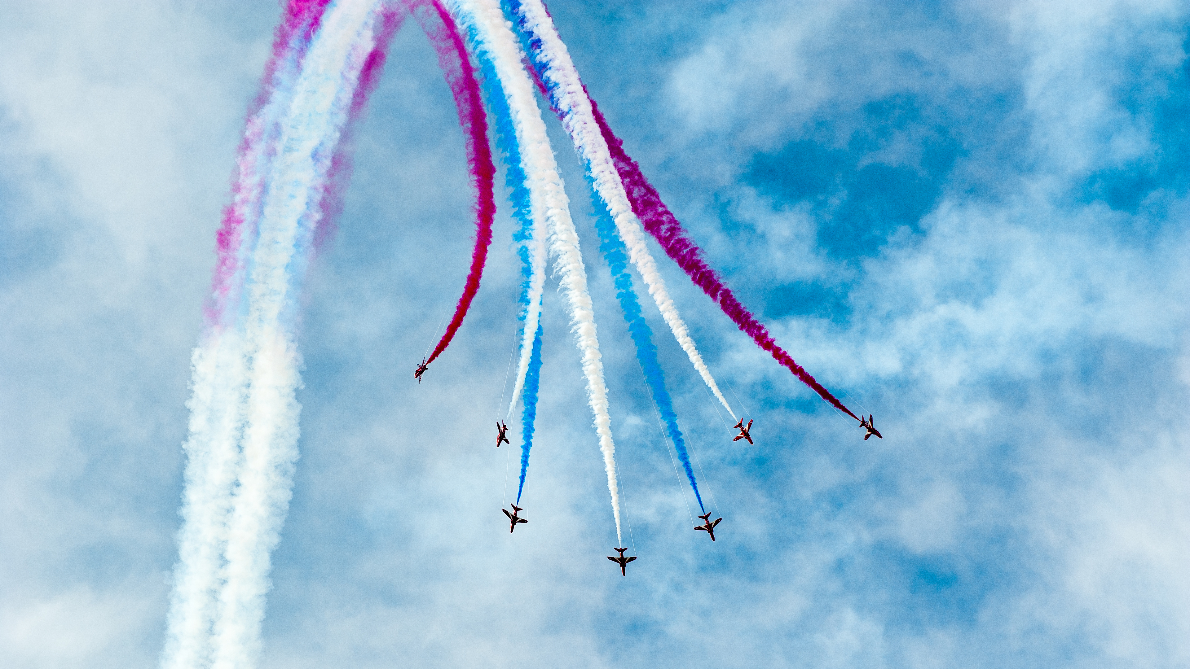 Military Air Show HD Wallpaper | Background Image