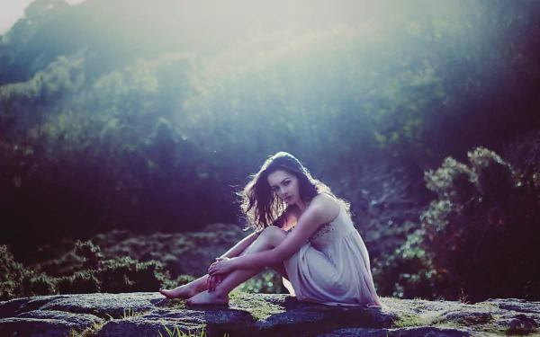 outdoor woman model HD Desktop Wallpaper | Background Image