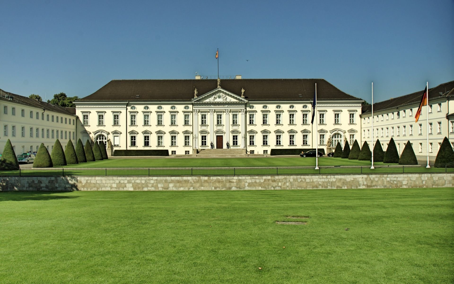 Download Man Made Bellevue Palace (Germany) HD Wallpaper