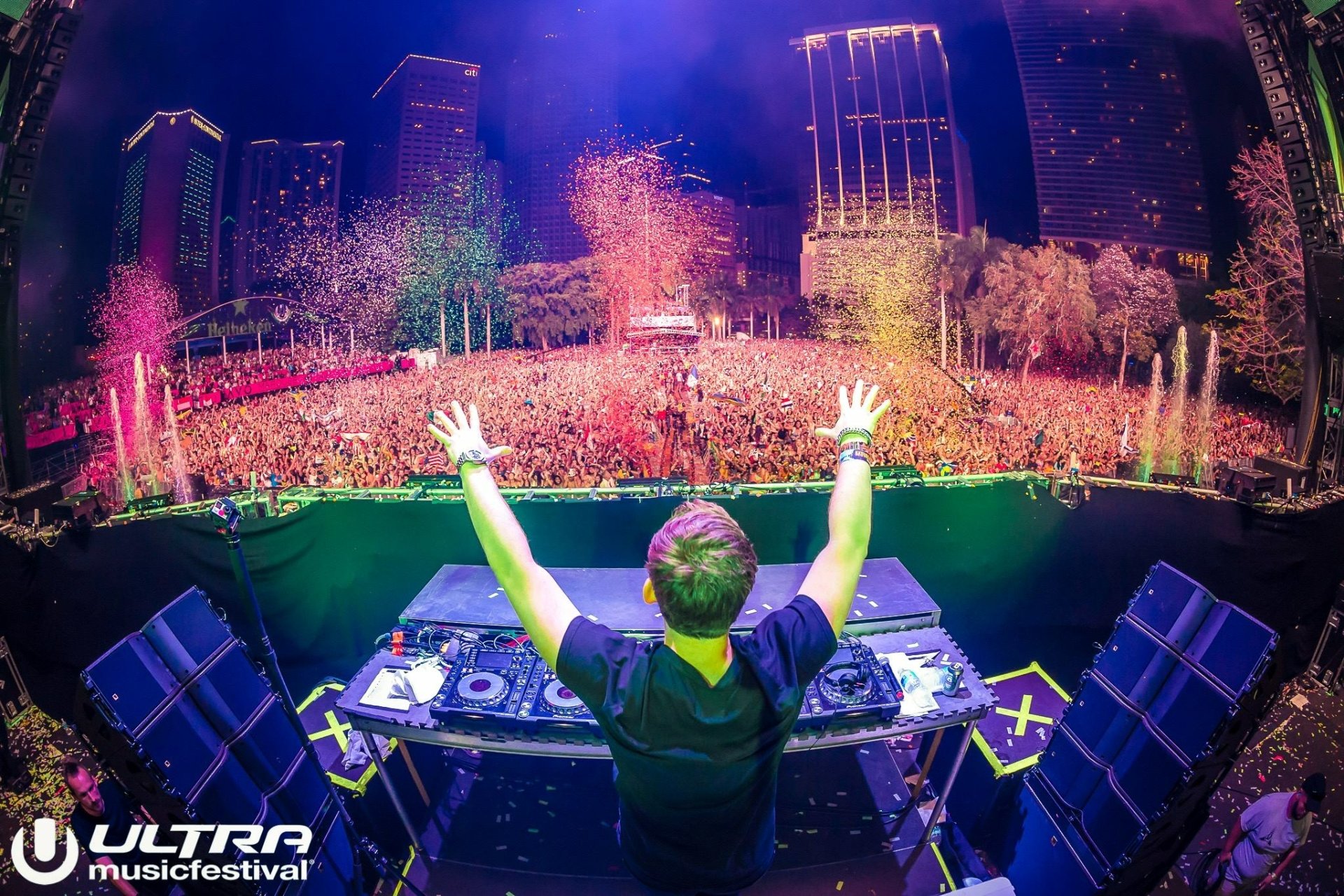 Ultra Music Festival Miami Hardwell's Epic Confetti Experience HD