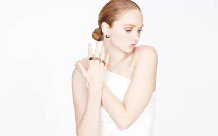 English model actress Celebrity Lily Cole HD Desktop Wallpaper | Background Image