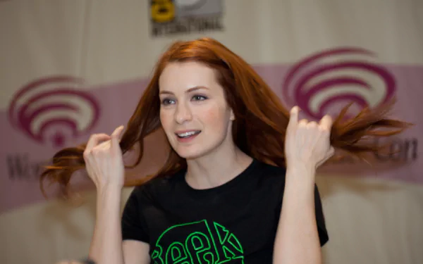 actress American Celebrity Felicia Day HD Desktop Wallpaper | Background Image