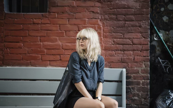 woman Lisa Dengler HD Desktop Wallpaper | Background Image