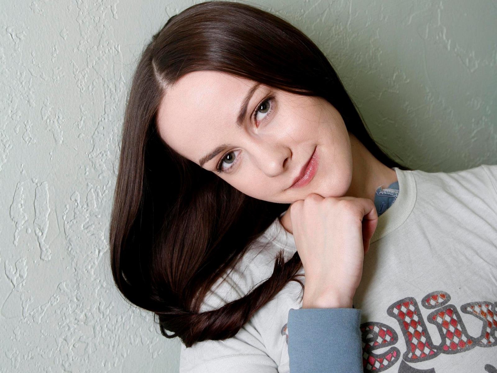 Download Celebrity Jena Malone Wallpaper