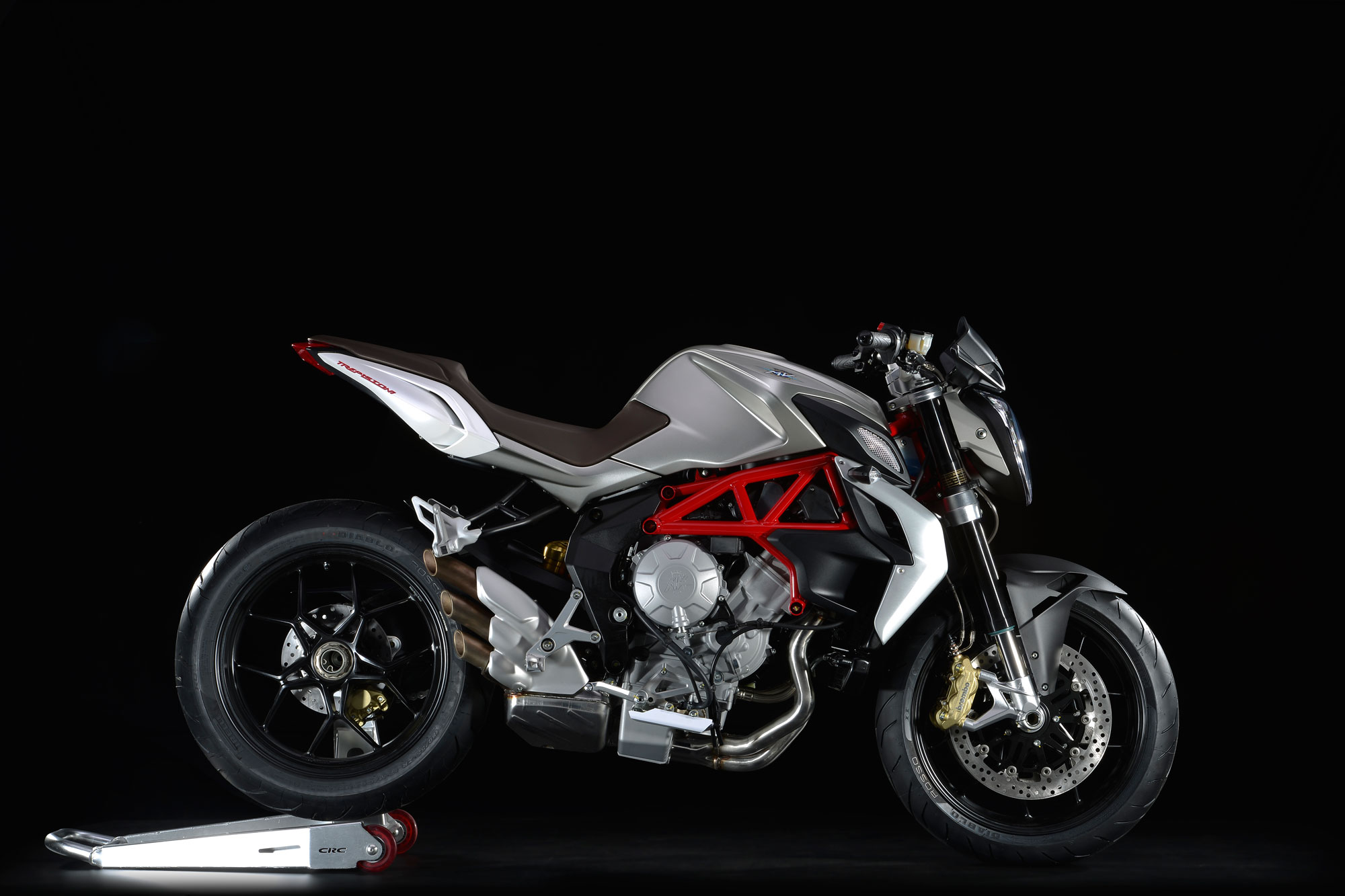 Vehicles Agusta Brutale 800 HD Wallpaper | Background Image