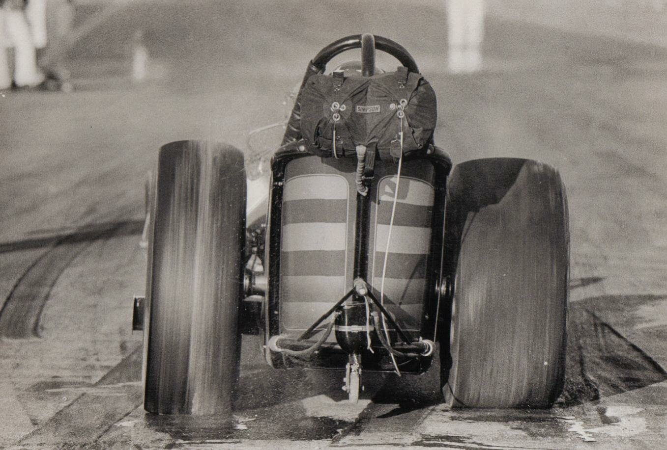 Download Vehicle Dragster Wallpaper