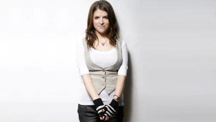 Celebrity Anna Kendrick HD Desktop Wallpaper | Background Image