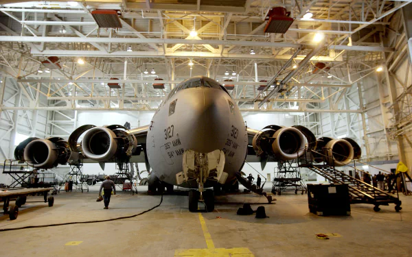 military Boeing C-17 Globemaster III HD Desktop Wallpaper | Background Image