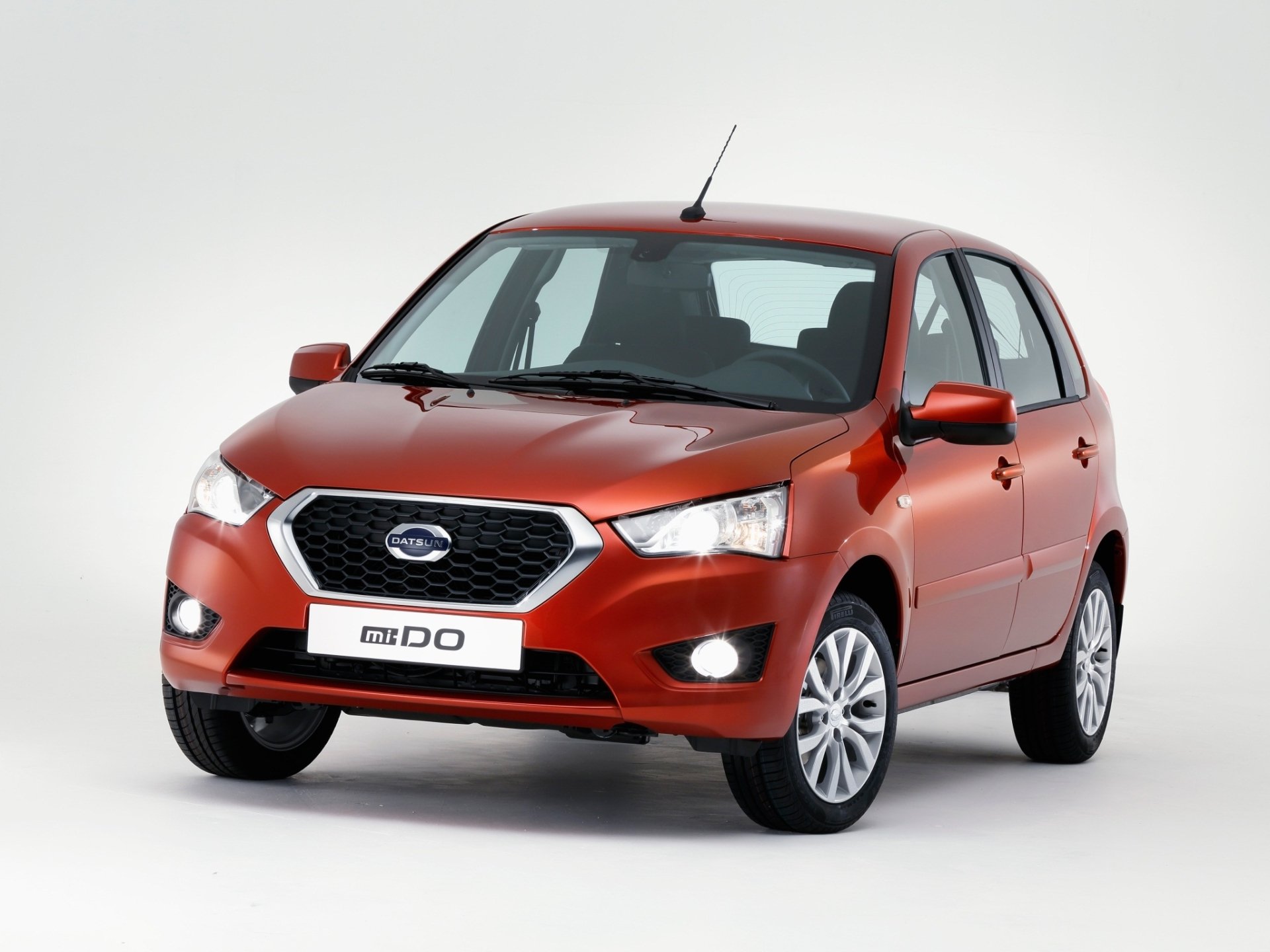 Download Vehicle Datsun Mi-DO HD Wallpaper