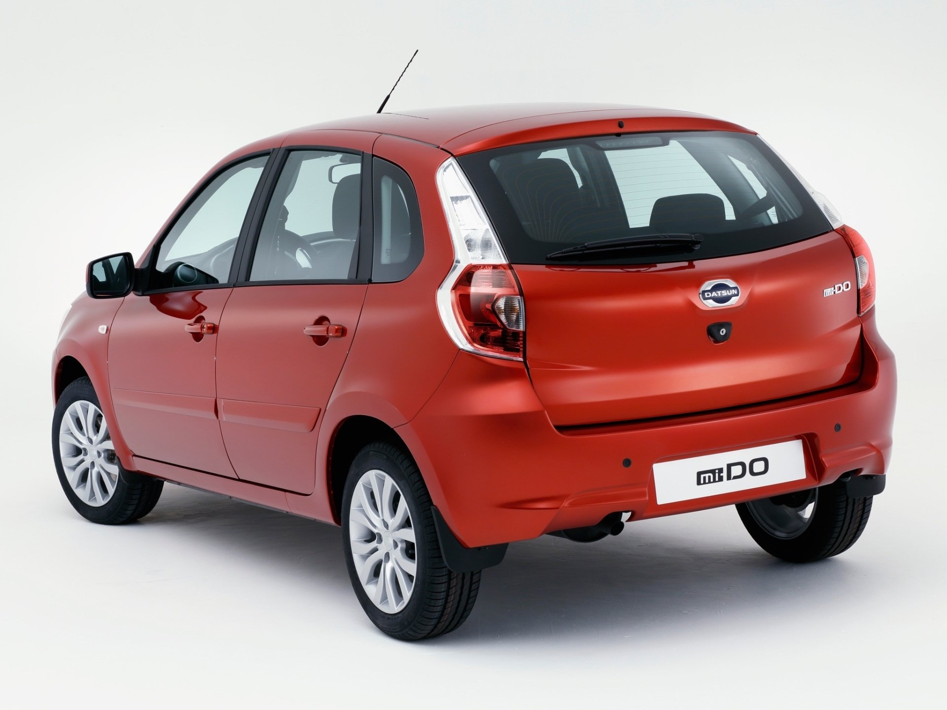 Download Vehicle Datsun Mi-DO HD Wallpaper