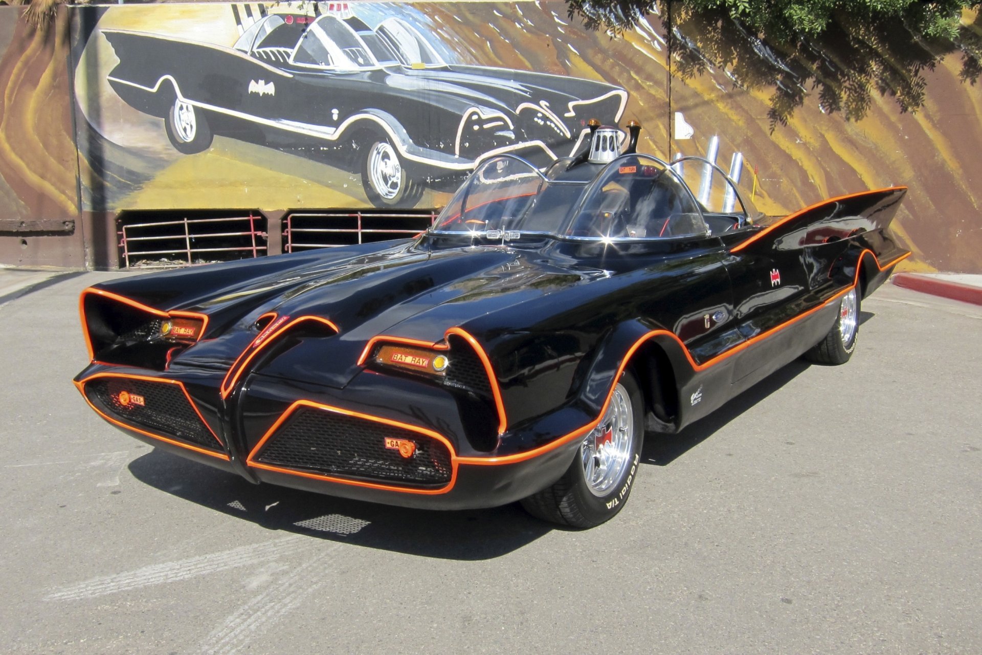 HD Wallpaper Of The Iconic Batmobile A Classic Vehicle 2621x1747 