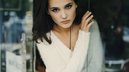 Celebrity Virginie Ledoyen HD Desktop Wallpaper | Background Image