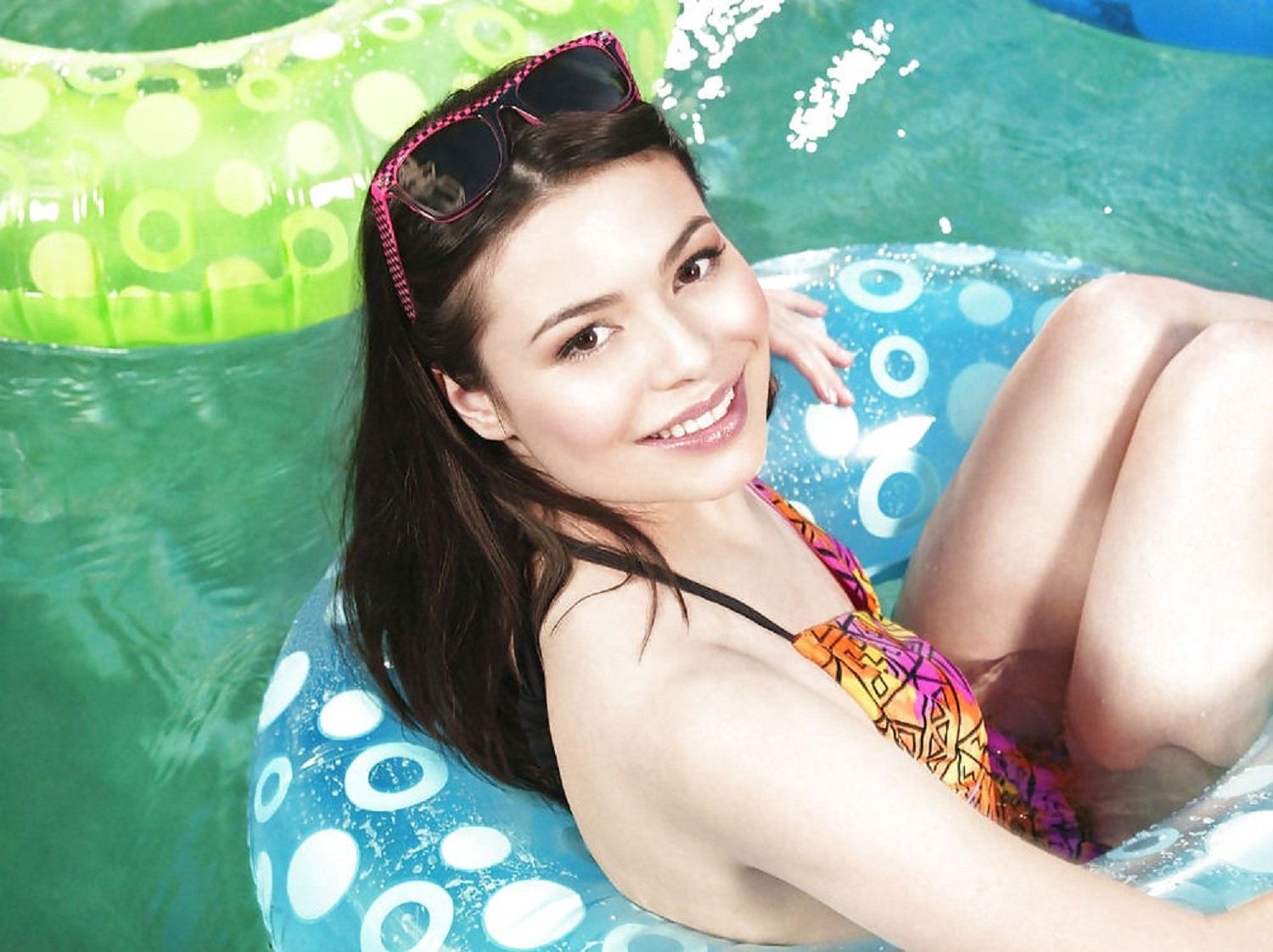 Hot miranda cosgrove