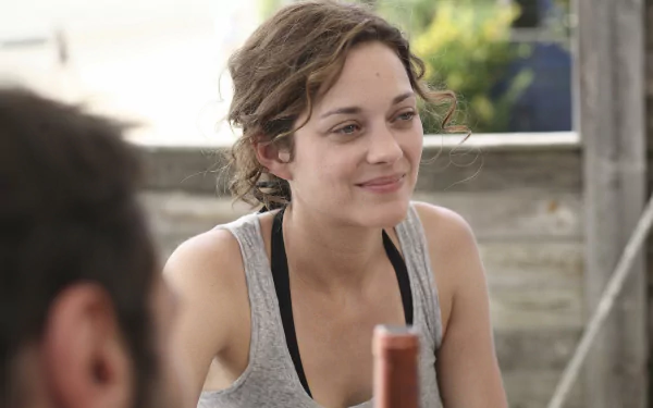 Celebrity Marion Cotillard HD Desktop Wallpaper | Background Image