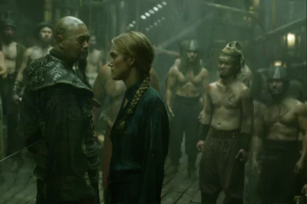 Chow Yun-Fat Captain Sao Feng Elizabeth Swann Keira Knightley movie Pirates Of The Caribbean: At World's End HD Desktop Wallpaper | Background Image