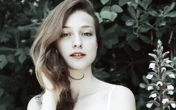 folk Spanish singer Lourdes Hernández music Russian Red HD Desktop Wallpaper | Background Image