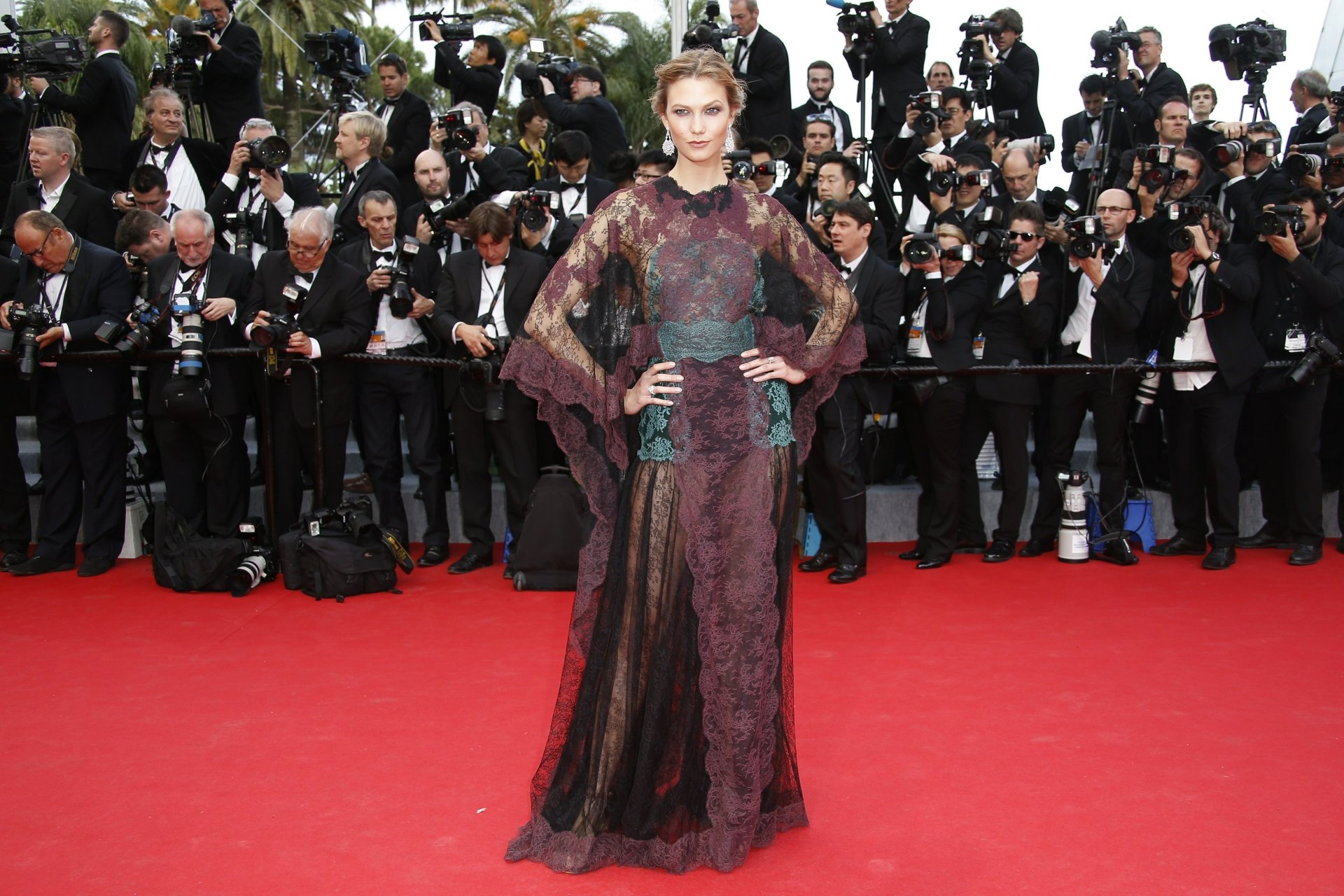 Download Celebrity Karlie Kloss 4k Ultra HD Wallpaper