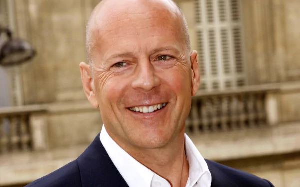 Celebrity Bruce Willis HD Desktop Wallpaper | Background Image