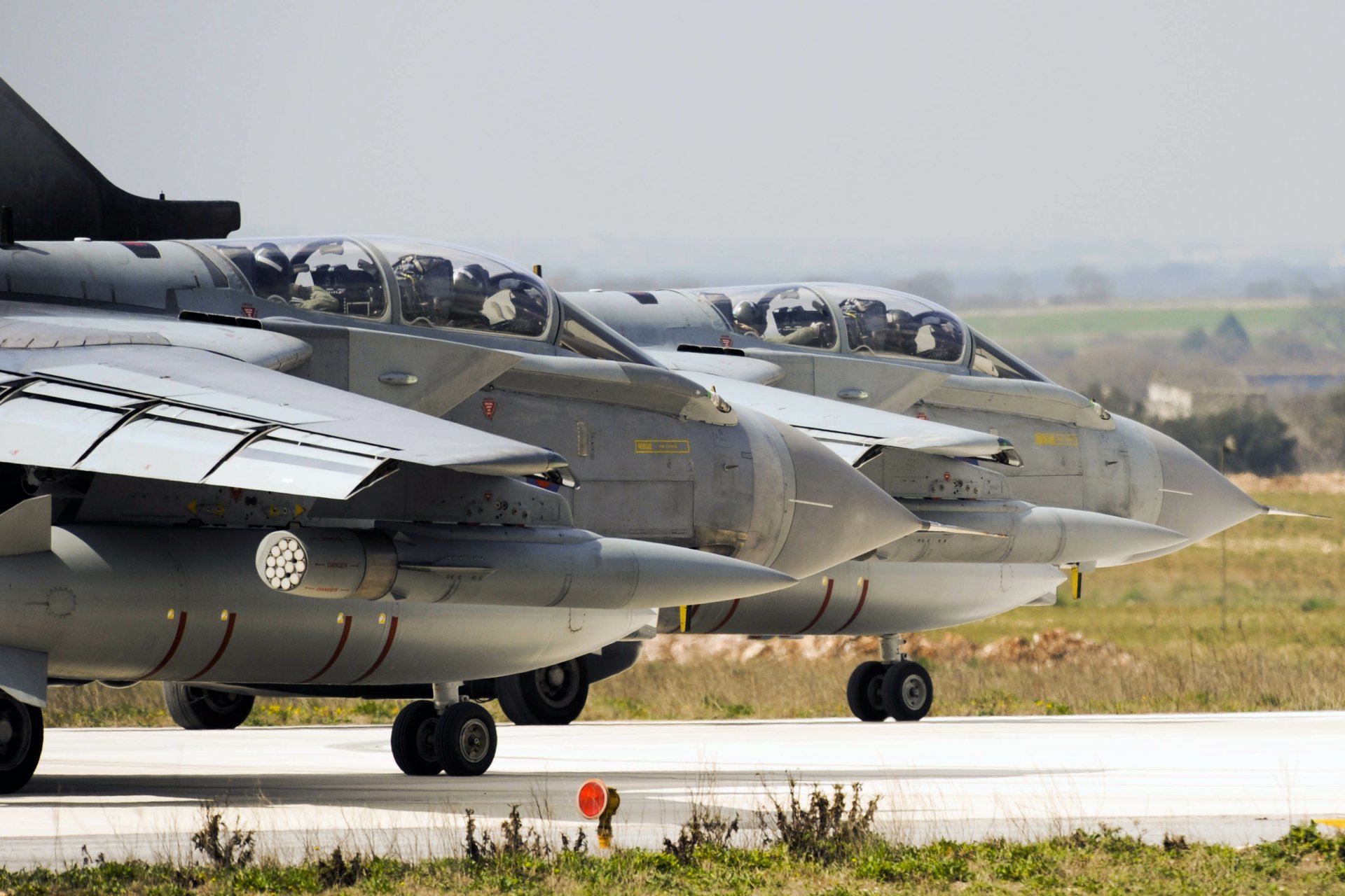 Download Military Panavia Tornado HD Wallpaper