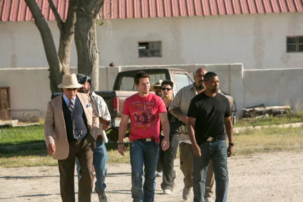 Edward James Olmos Papi Greco Mark Wahlberg Michael 'Stig' Stigman Denzel Washington Robert 'Bobby' Trench movie 2 Guns HD Desktop Wallpaper | Background Image