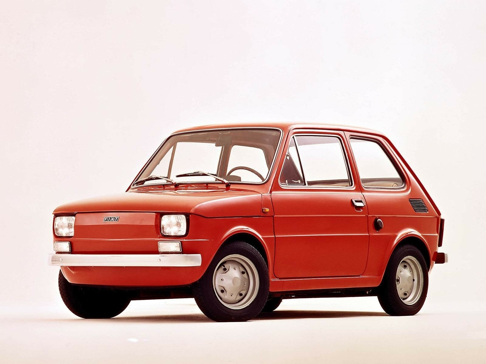Download Vehicle Fiat 126 Wallpaper