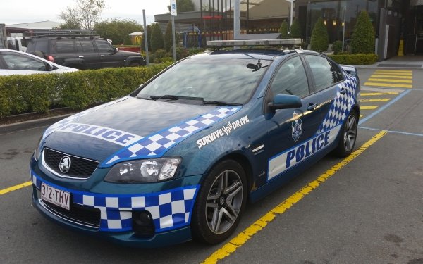 Vehicles Police Car HD Wallpaper | Background Image