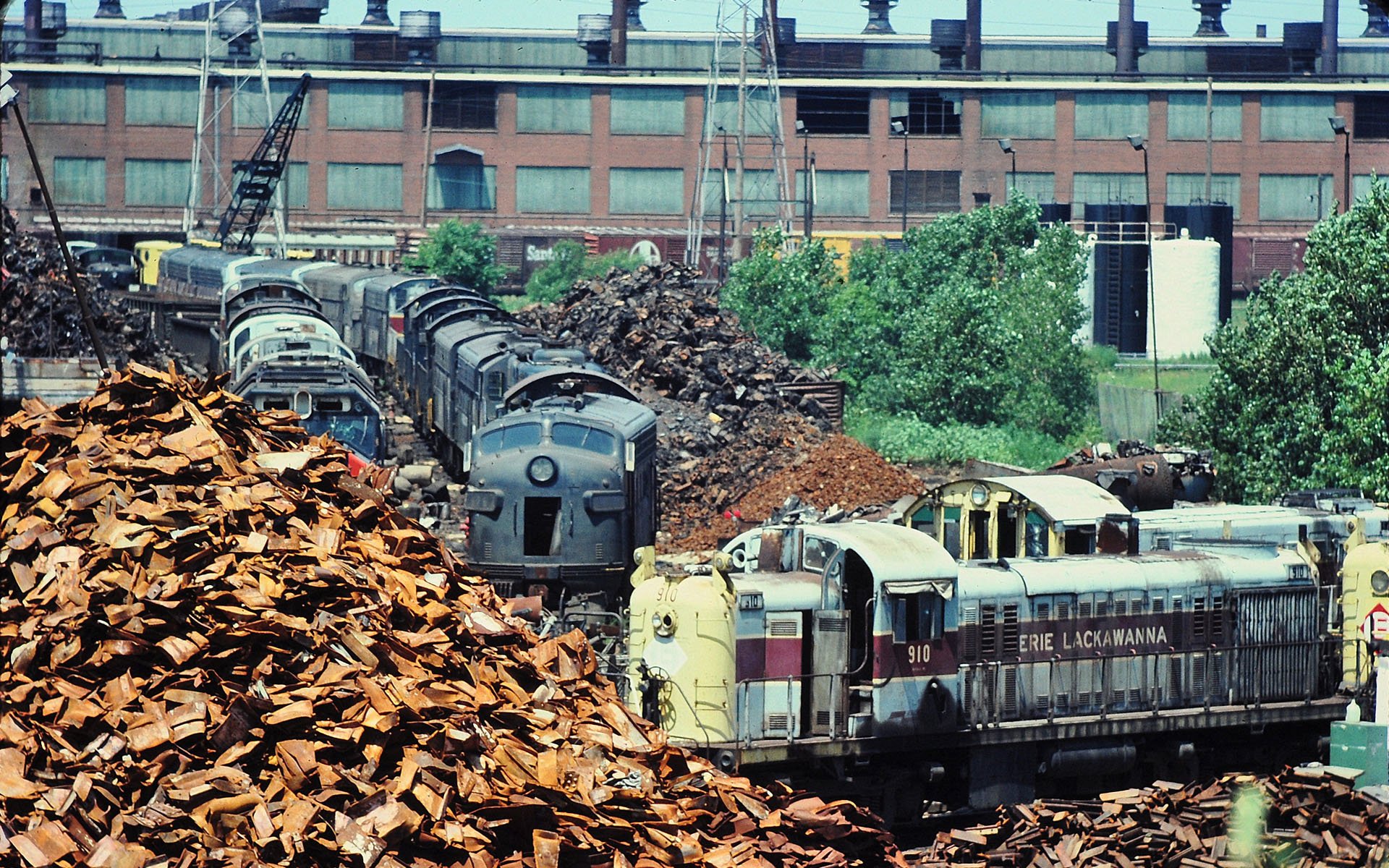 火车 高清壁纸 桌面背景 1920x1200 ID661450 Wallpaper Abyss