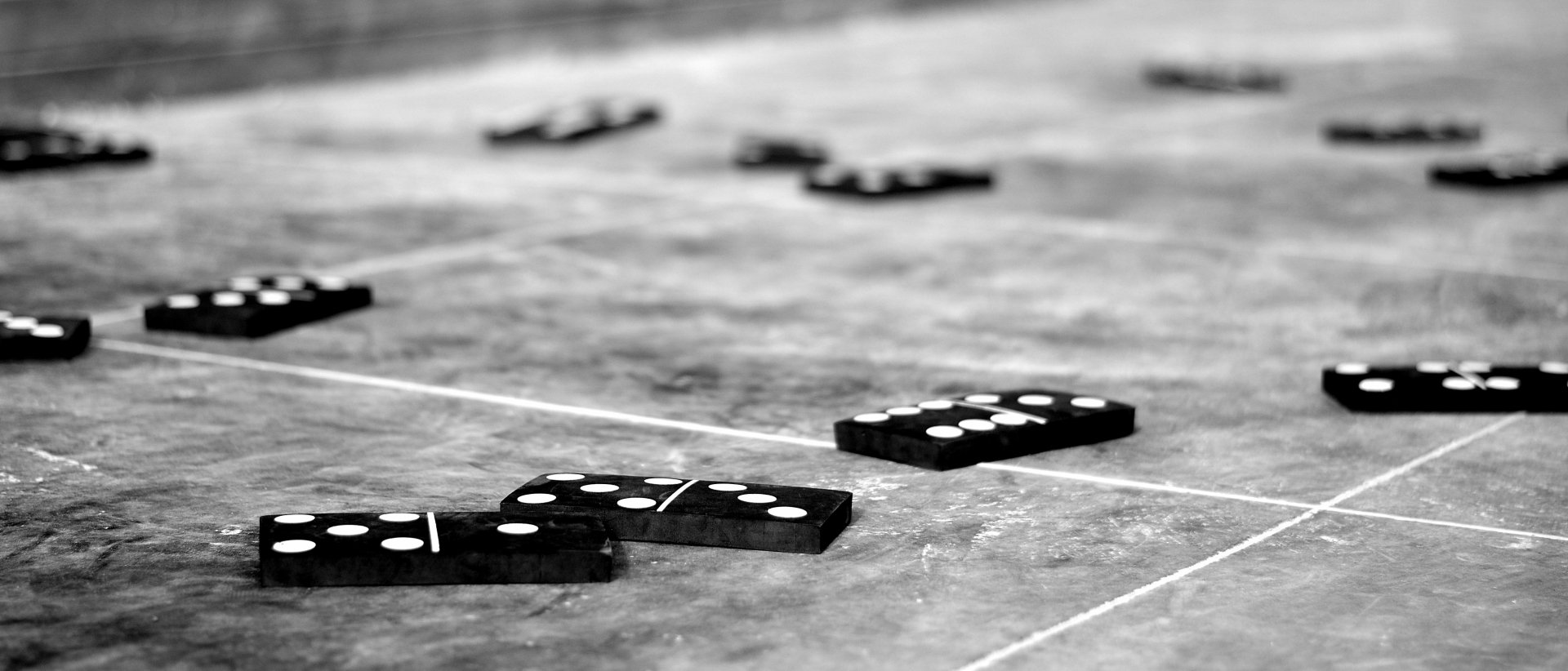 Download Man Made Dominos HD Wallpaper