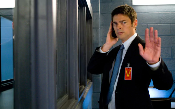 Karl Urban William Cooper movie red HD Desktop Wallpaper | Background Image