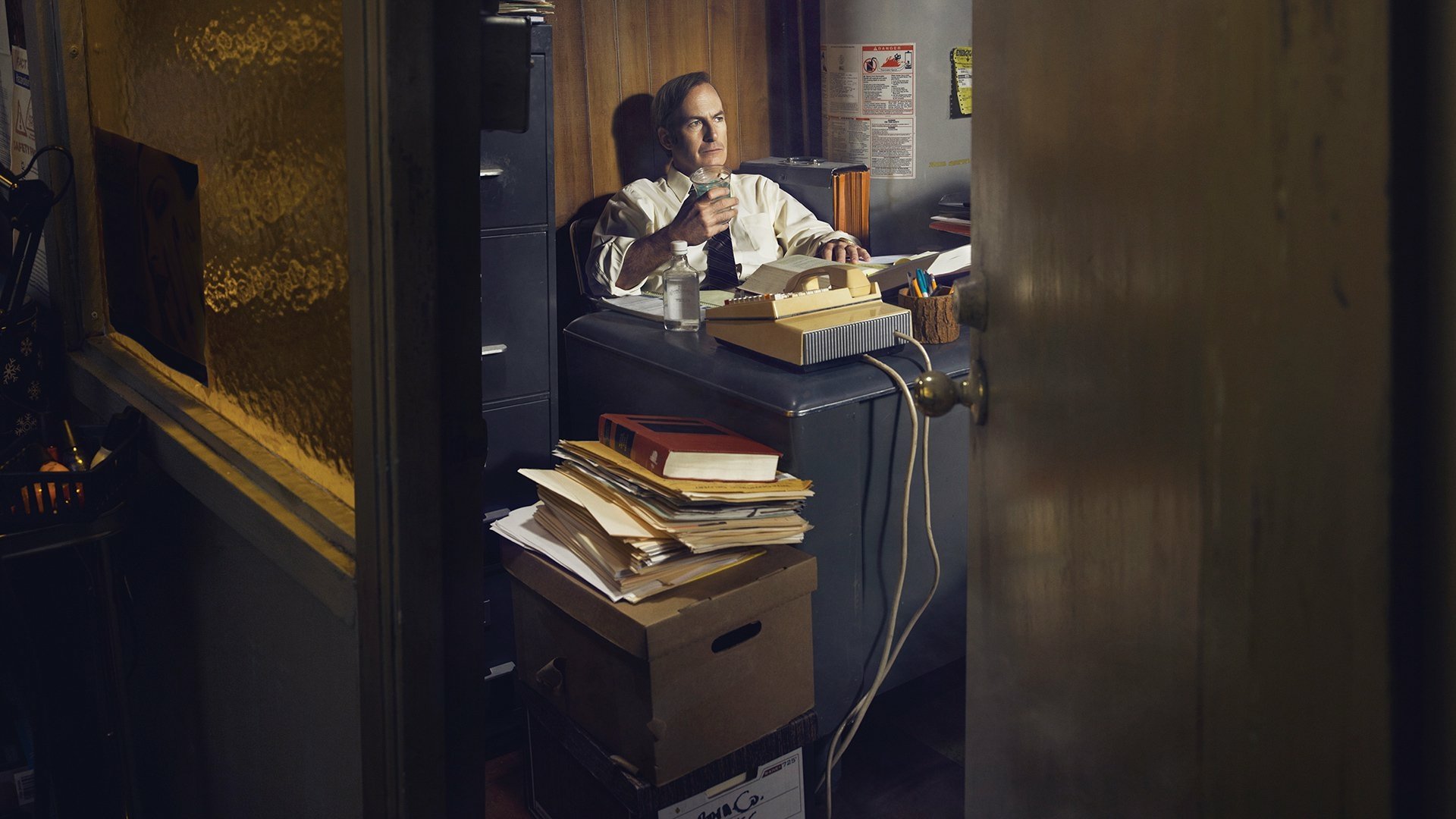 Download Jimmy McGill Bob Odenkirk TV Show Better Call Saul HD Wallpaper
