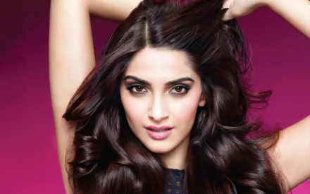 brown eyes brunette Indian actress Celebrity Sonam Kapoor HD Desktop Wallpaper | Background Image