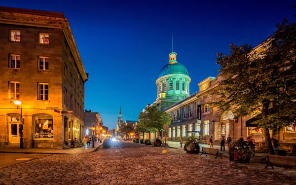 Montreal, Canada at Night