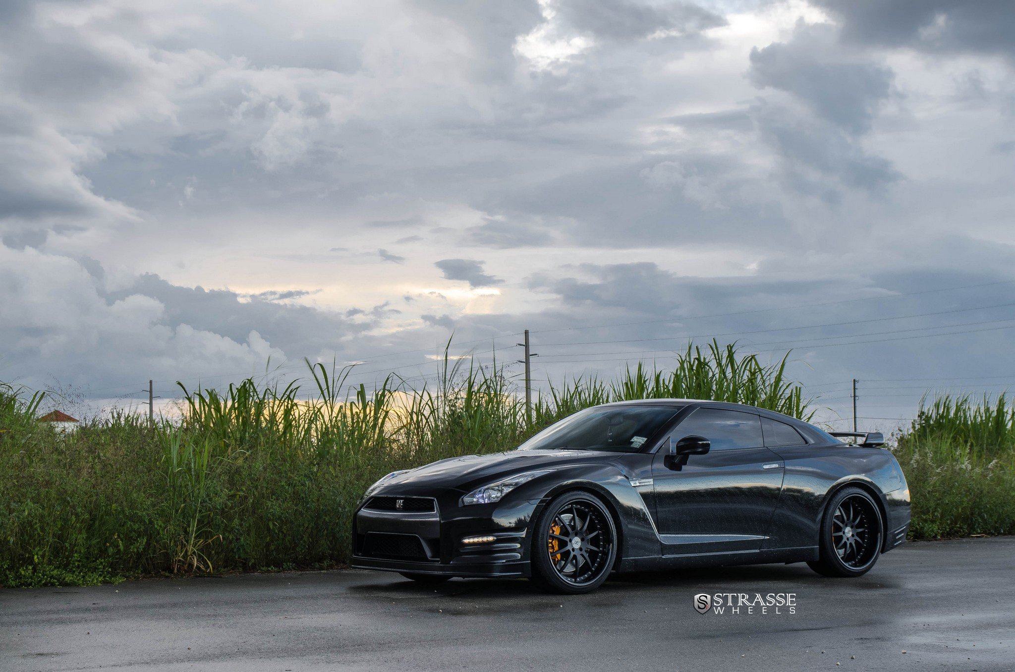 Nissan GT-R HD Wallpaper | Background Image | 2048x1356