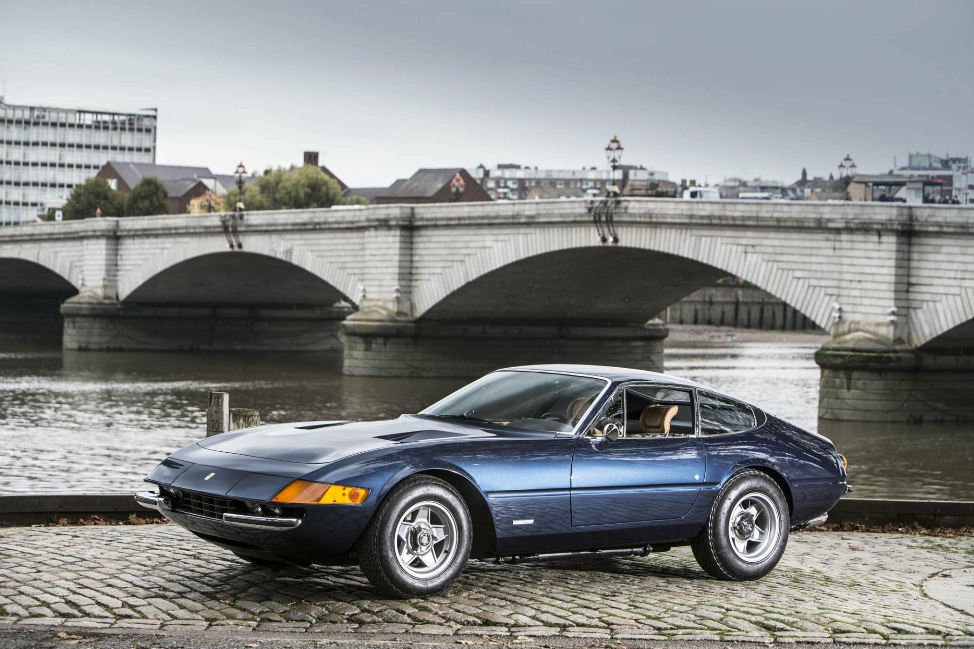 Ferrari Daytona HD Wallpaper