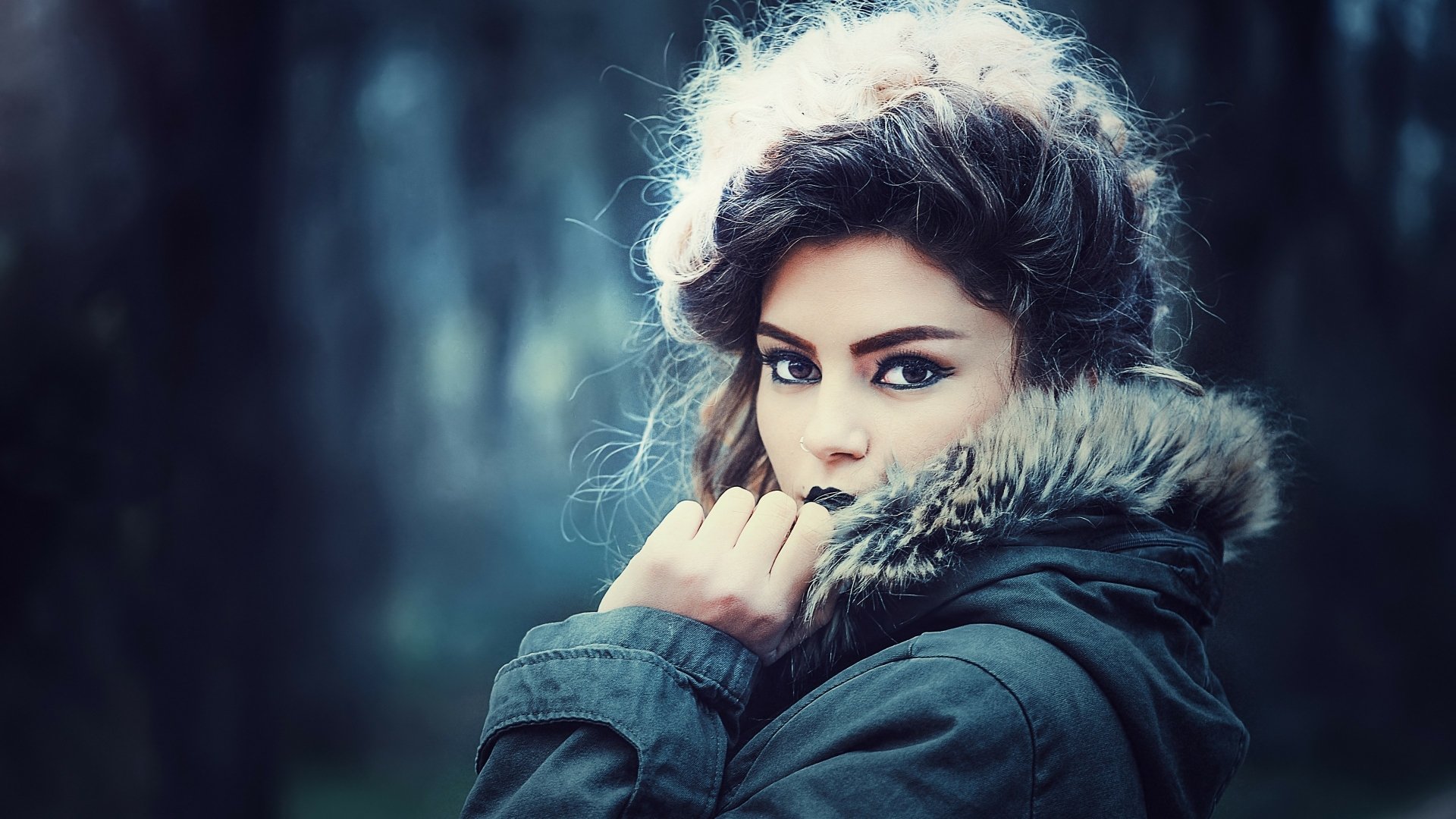 Download Woman Model 4k Ultra HD Wallpaper