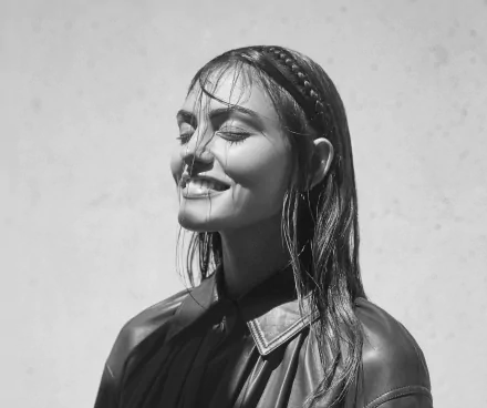Australian model Black & White smile actress Celebrity Phoebe Tonkin HD Desktop Wallpaper | Background Image