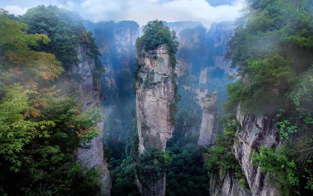  Zhangjiajie National Park in China