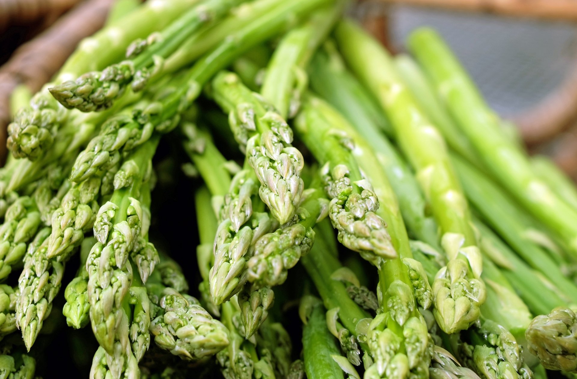 Food Asparagus 4k Ultra HD Wallpaper by Couleur