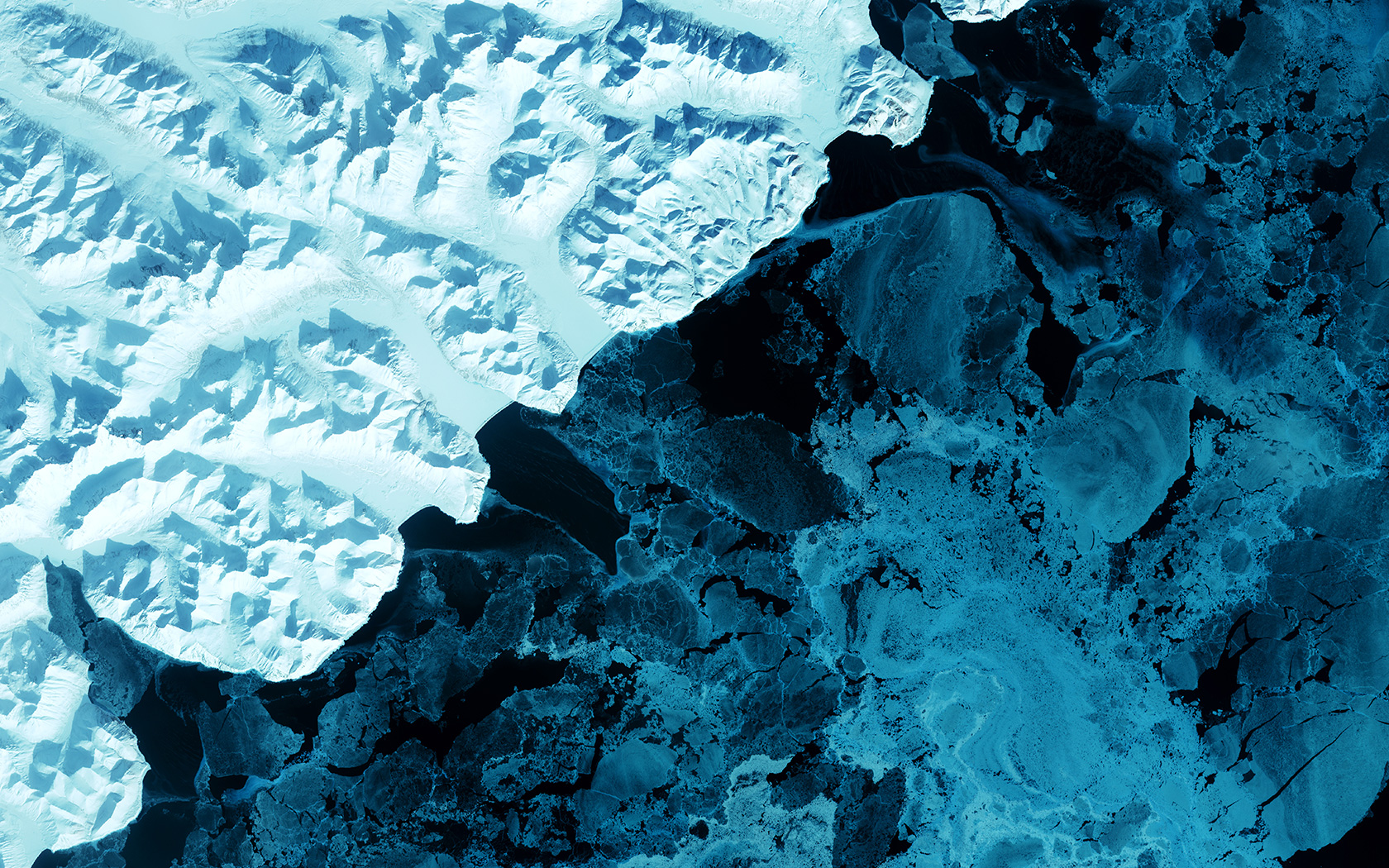 High definition desktop wallpaper of a glacier.