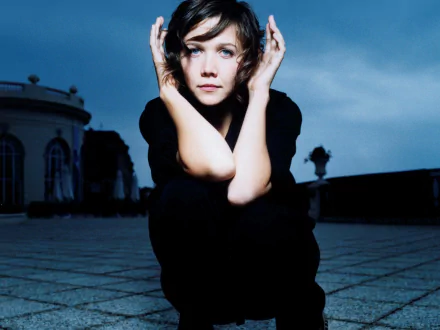 Celebrity Maggie Gyllenhaal HD Desktop Wallpaper | Background Image