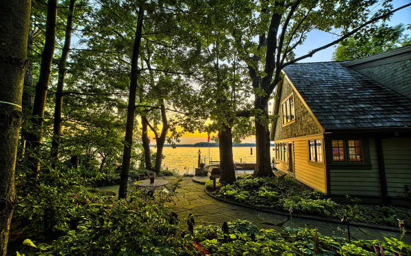  House on the Lake