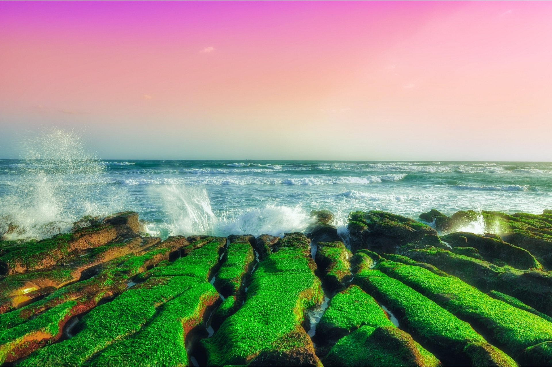 Download Horizon Moss Wave Sea Ocean Coast Nature Coastline Ocean Waves HD Wallpaper