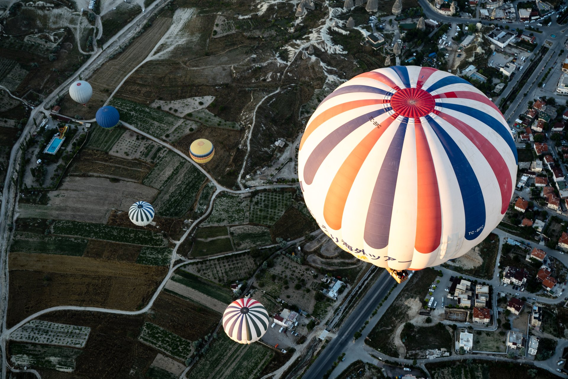 Hot Air Balloon 4k Ultra HD Wallpaper | Background Image | 4240x2832