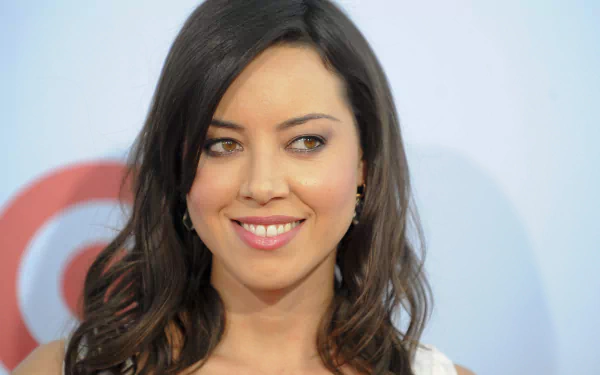 smile brown eyes brunette American actress Celebrity Aubrey Plaza HD Desktop Wallpaper | Background Image